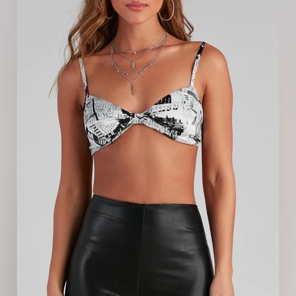 Windsor Making Headlines Satin Tunic Top - Picture 9 of 9